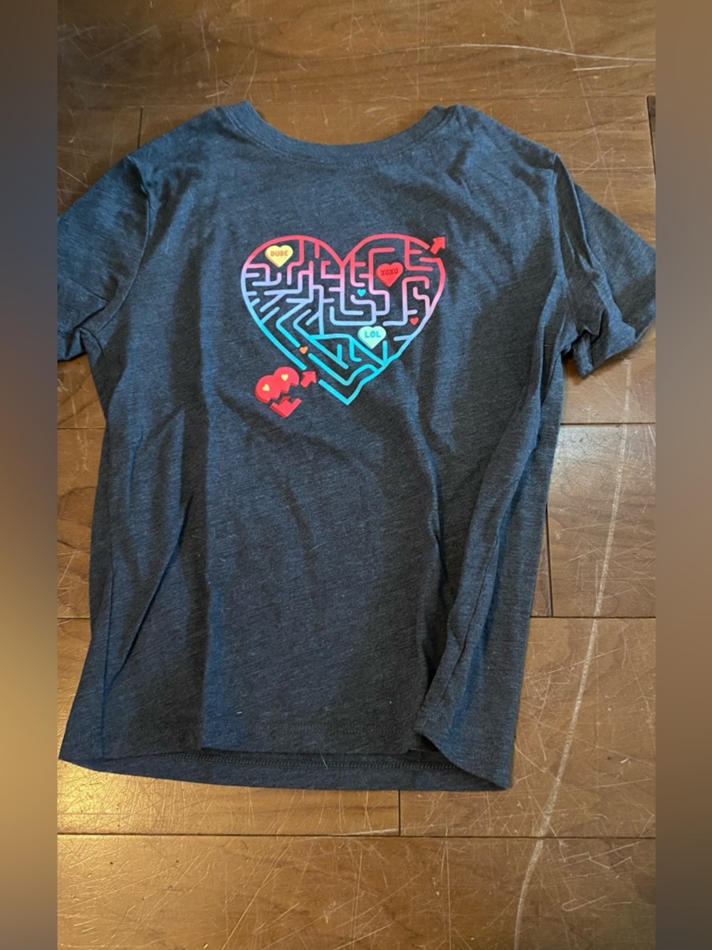 Cat & Jack Dark Heather Gray Tee with Neon Pink and Teal Heart Maze